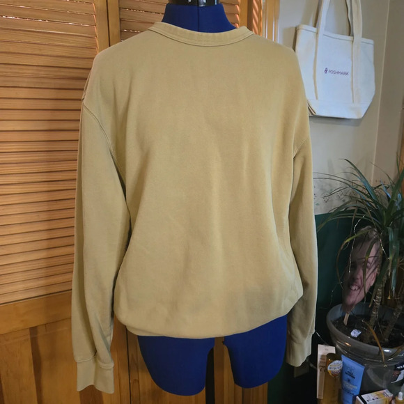 Uniqlo Men's Beige Crewneck Sweater - Picture 3 of 6